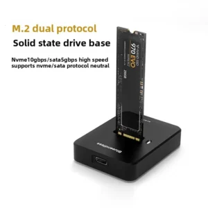 قاعدة توصيل USB-C بـ12 منفذاً — HDMI 4K وشحن 100 واط — قاعدة توصيل واحدة تعطيك كل المنافذ التي فقدها لابتوبك الحديث، مع شحن سريع 100 واط.