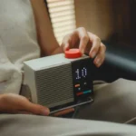 مكبر صوت مع إضاءة RGB للحفلات — 4