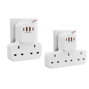 مشترك كهرباء بمقابس بريطانية — 3 مقابس و3 منافذ USB — مشترك بمقابس بريطانية ثلاثة ومنافذ USB ثلاثة، مع حماية من تقلب التيار.